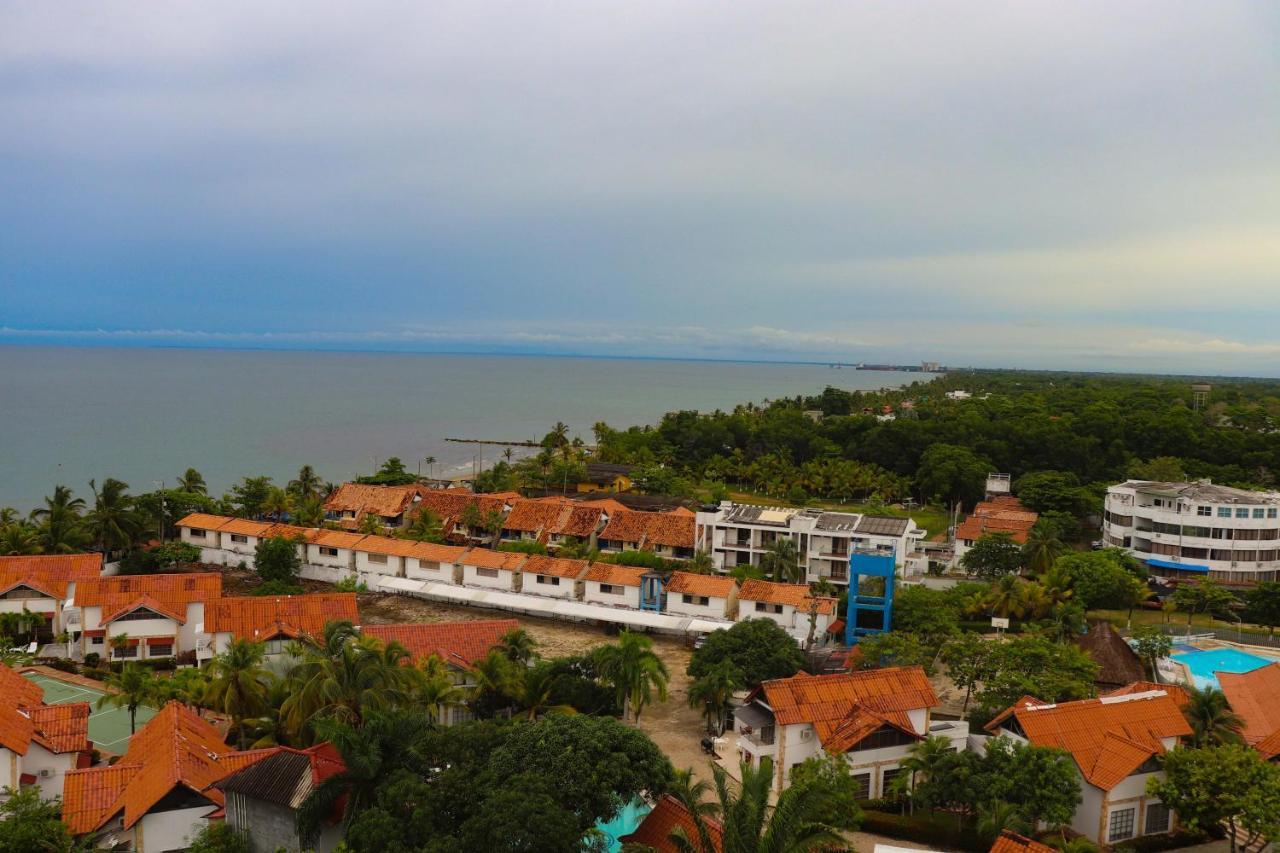 Отель Arenillas Del Mar Толу Экстерьер фото