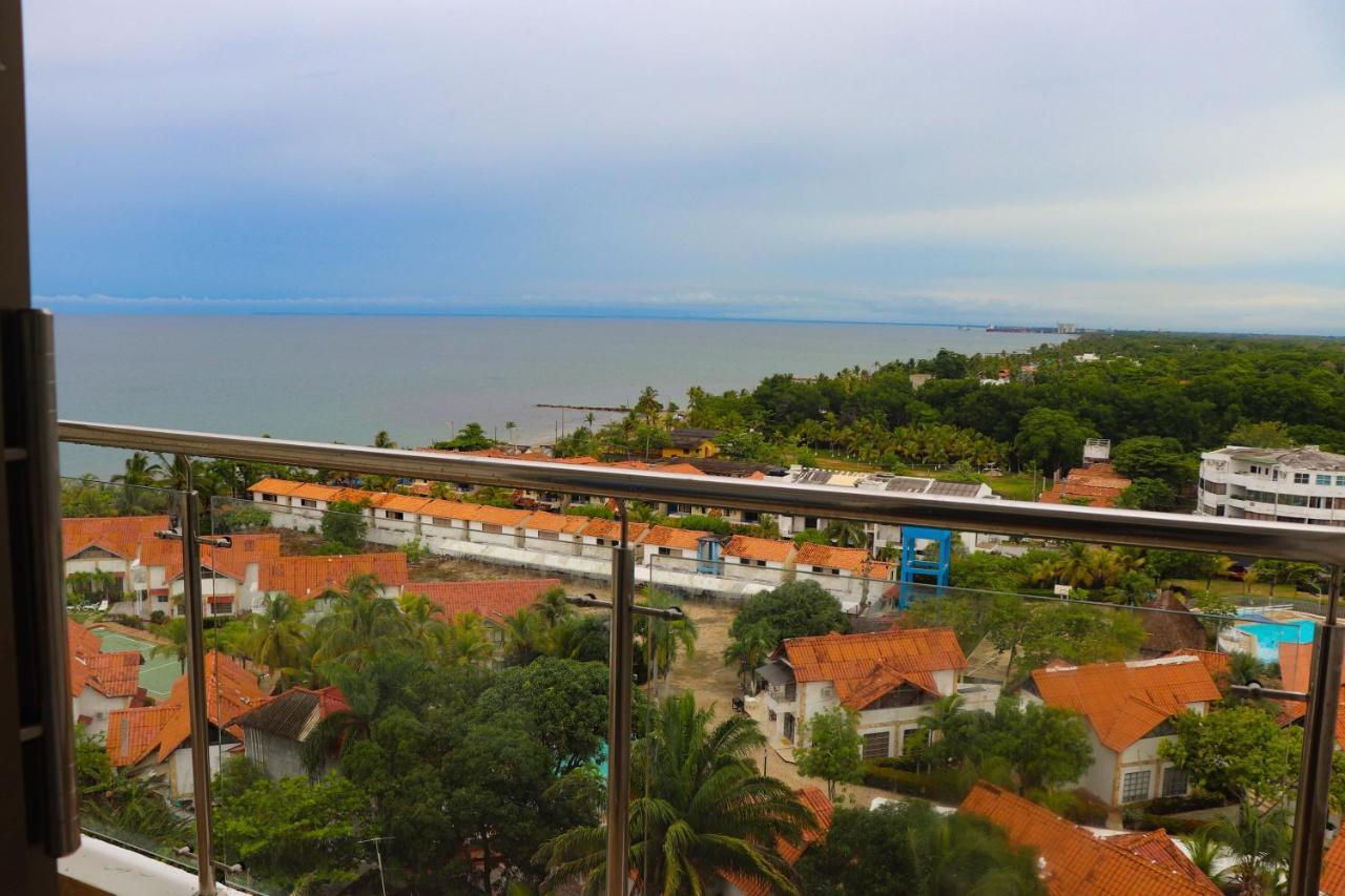 Отель Arenillas Del Mar Толу Экстерьер фото