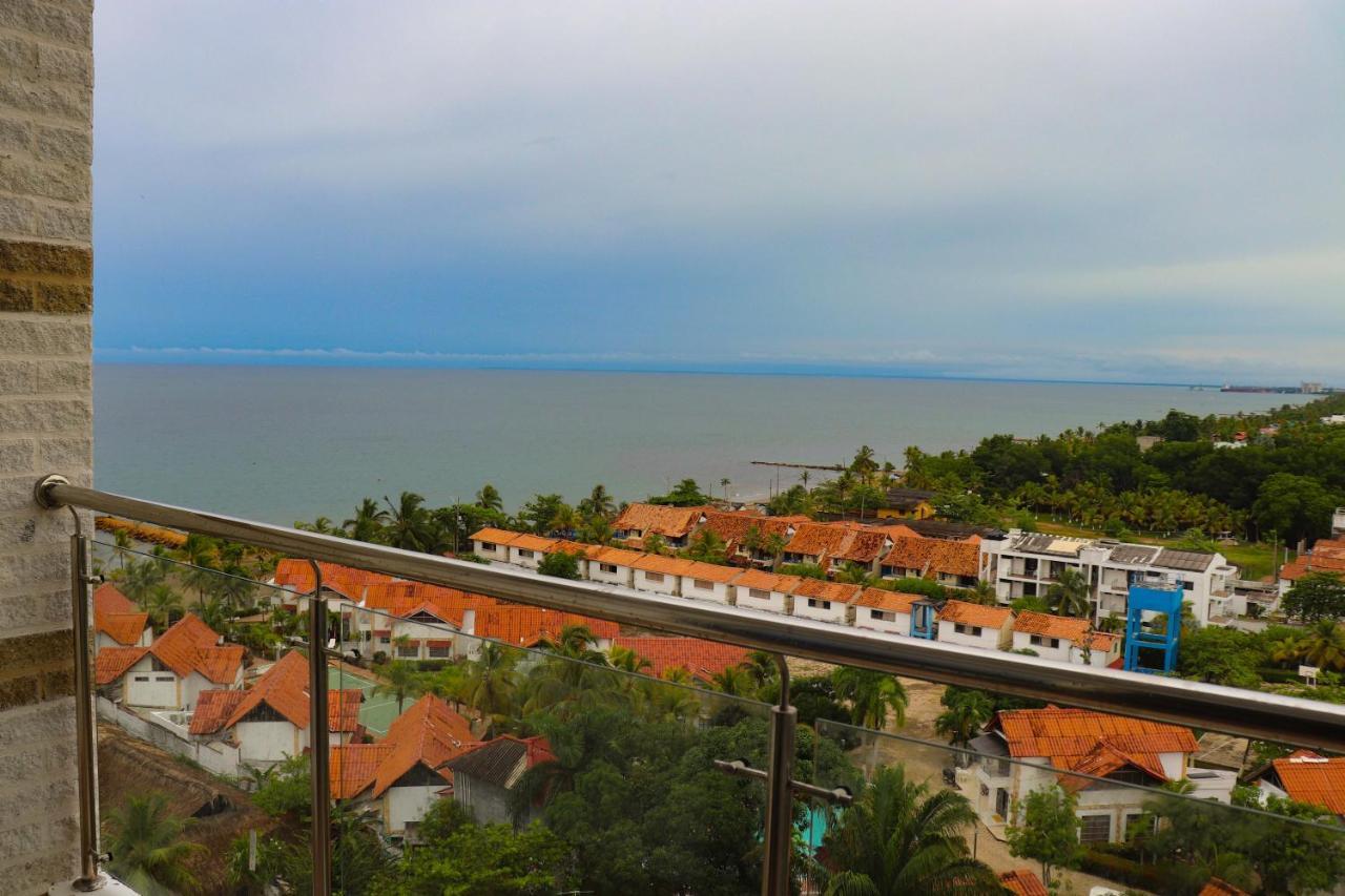 Отель Arenillas Del Mar Толу Экстерьер фото