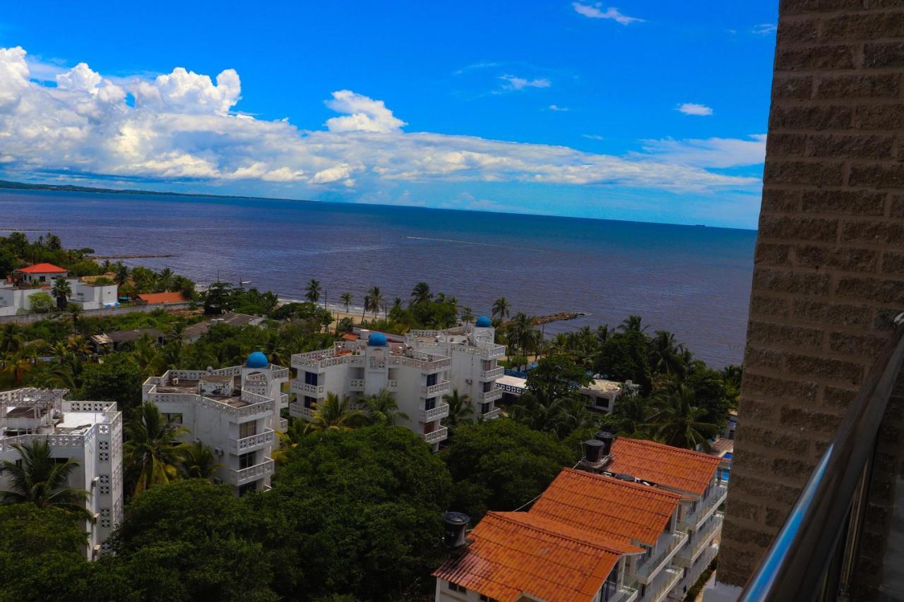 Отель Arenillas Del Mar Толу Экстерьер фото