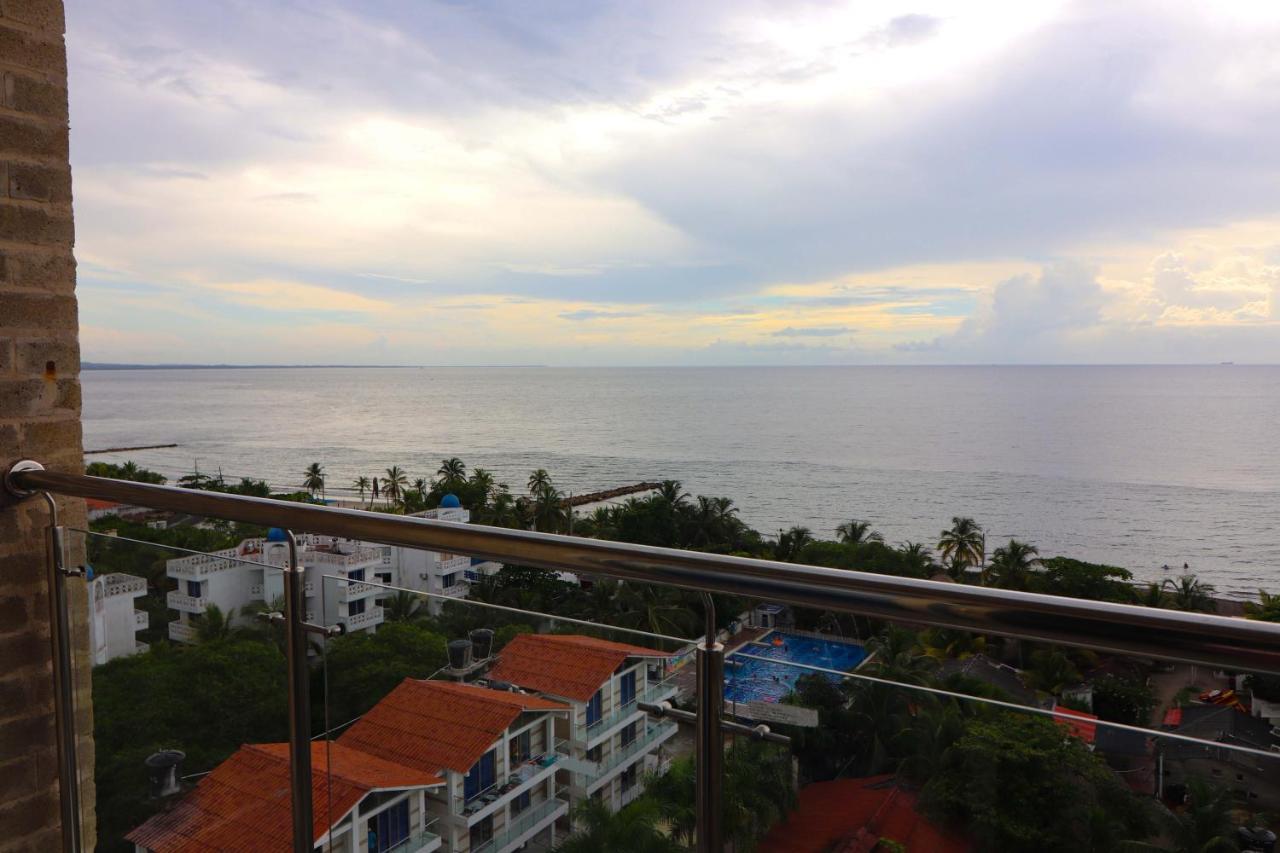 Отель Arenillas Del Mar Толу Экстерьер фото